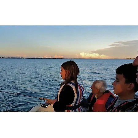 Svinoe Seaside *